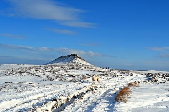 Win Hill Pike – A snow covered pimple