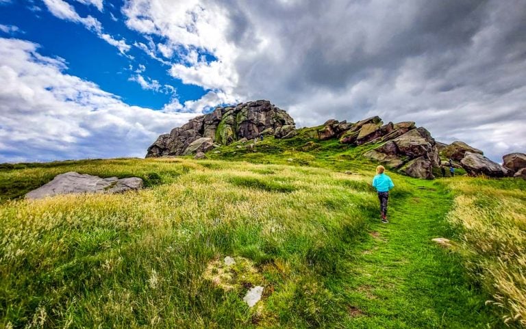 Almscliffe Crag – Exploring Above Lower Wharfe Valley