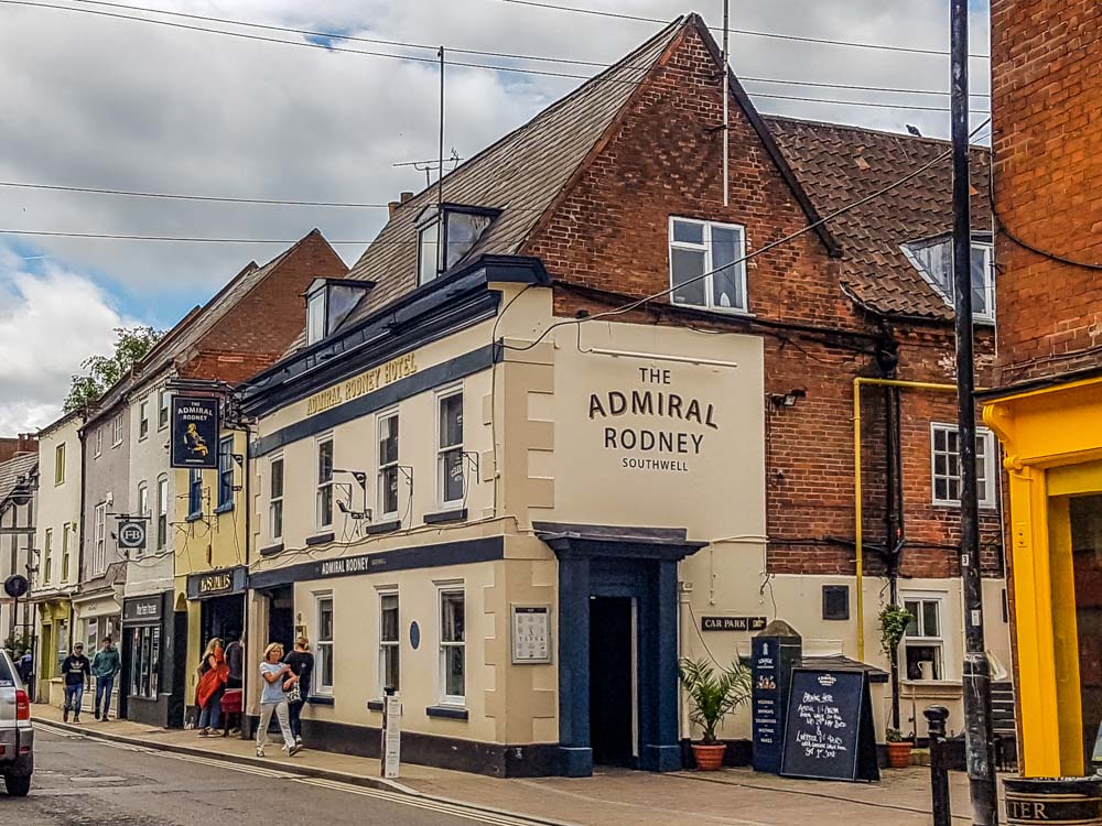 the admiral rodney pub