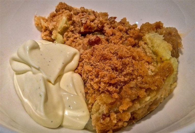 Pecan & Prosecco Apple Crumble