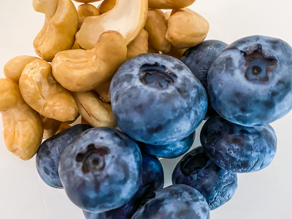 blueberries and raw cashews