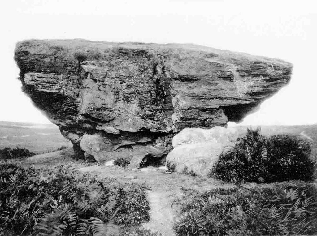 devil's anvil before collapsing