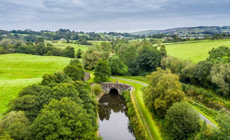 A Walk Up And Over The Mile Long Foulridge Tunnel