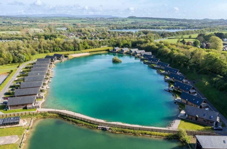 Go Nest At Twin Lakes, Lancashire: Luxury And Tranquility