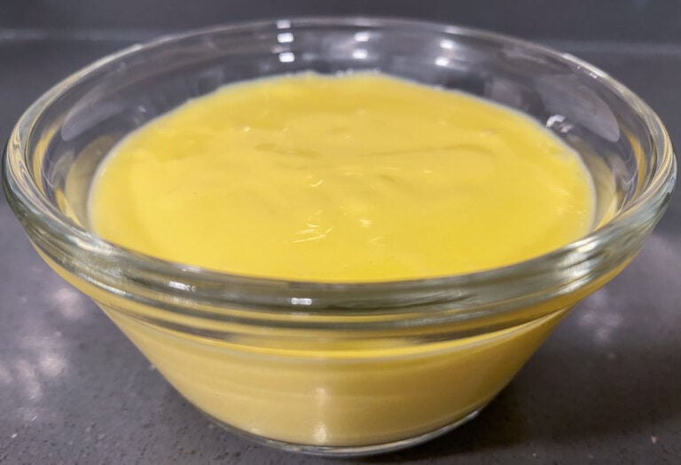 Easy Hollandaise Sauce Recipe