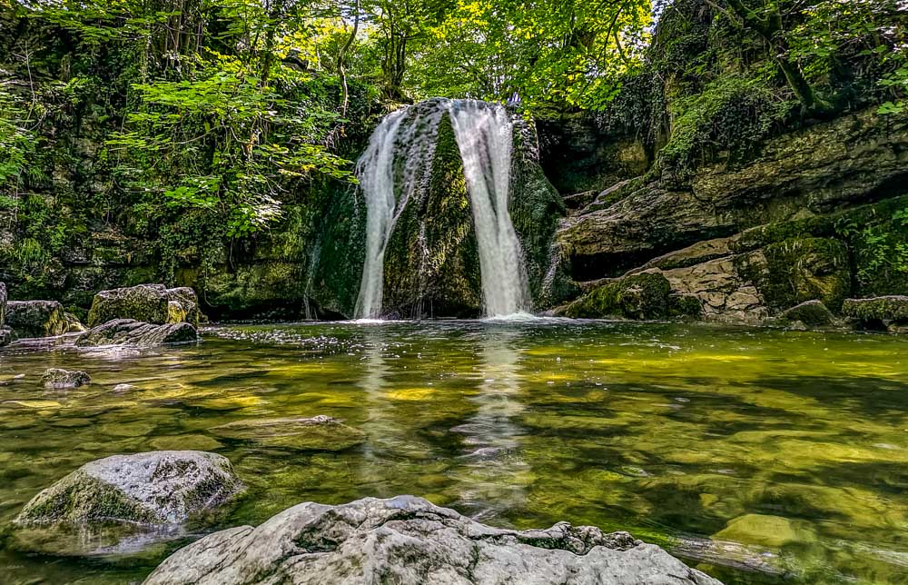 Janet's Foss malham