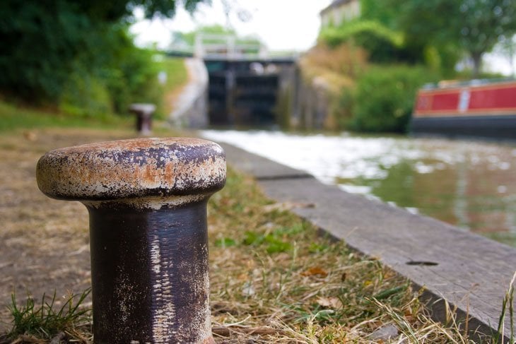 Wiltshire - Walking Along The Kennet and Avon Canal