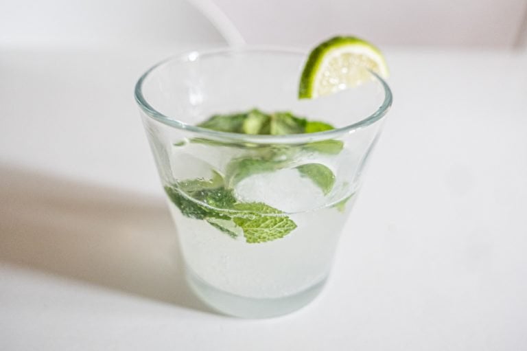 Keto Mojito – A Low Carb Cocktail