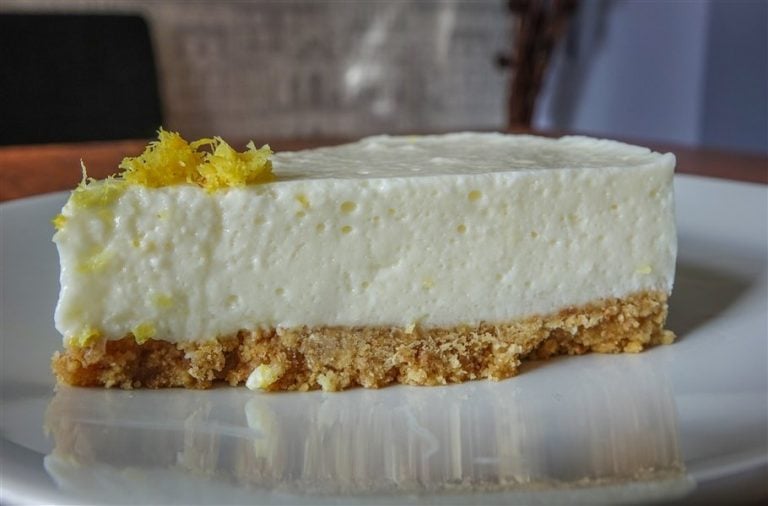 Zingy Lemon Cheesecake