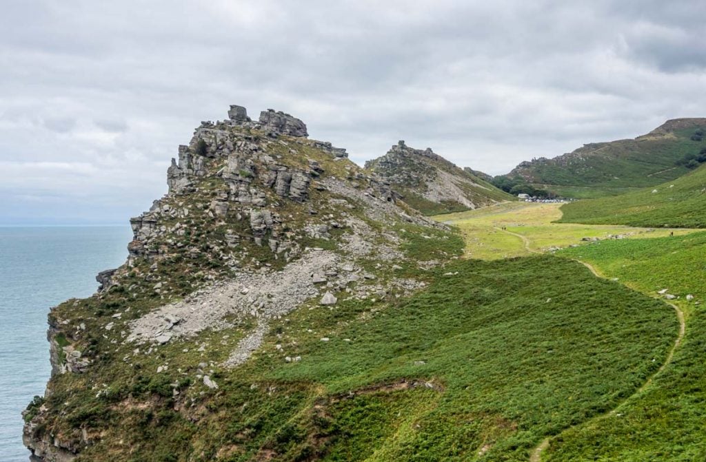 looking up valley of rocks