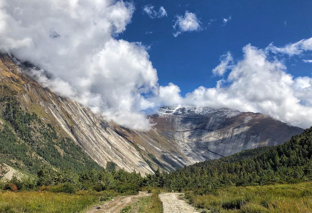 Paungda Danda valley view