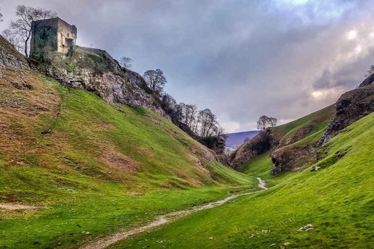 Cave Dale Walk, Rugged and Scenic – Castleton, Peak District