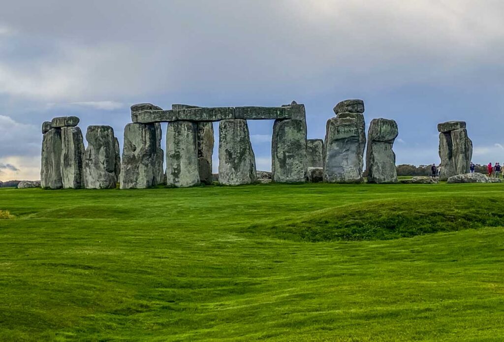 stonehenge and cloud