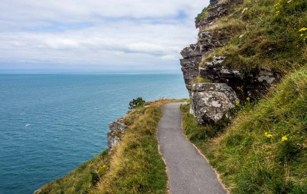 valley of rocks path