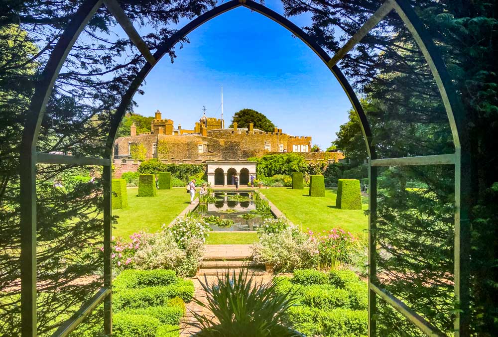 walmer castle and gardens